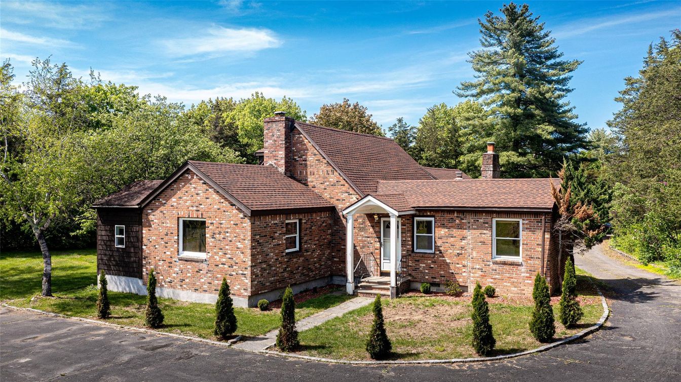 Exterior, Facade, Brick Facade, Tudor Revival