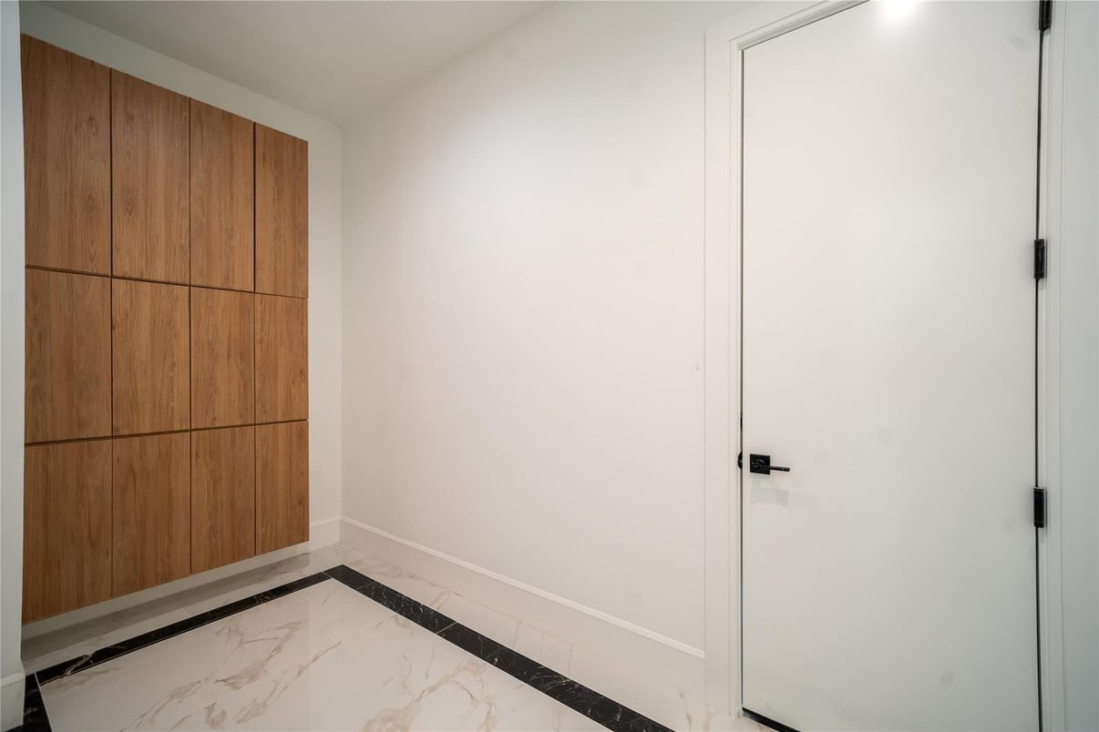 Empty room, Interior, Marble