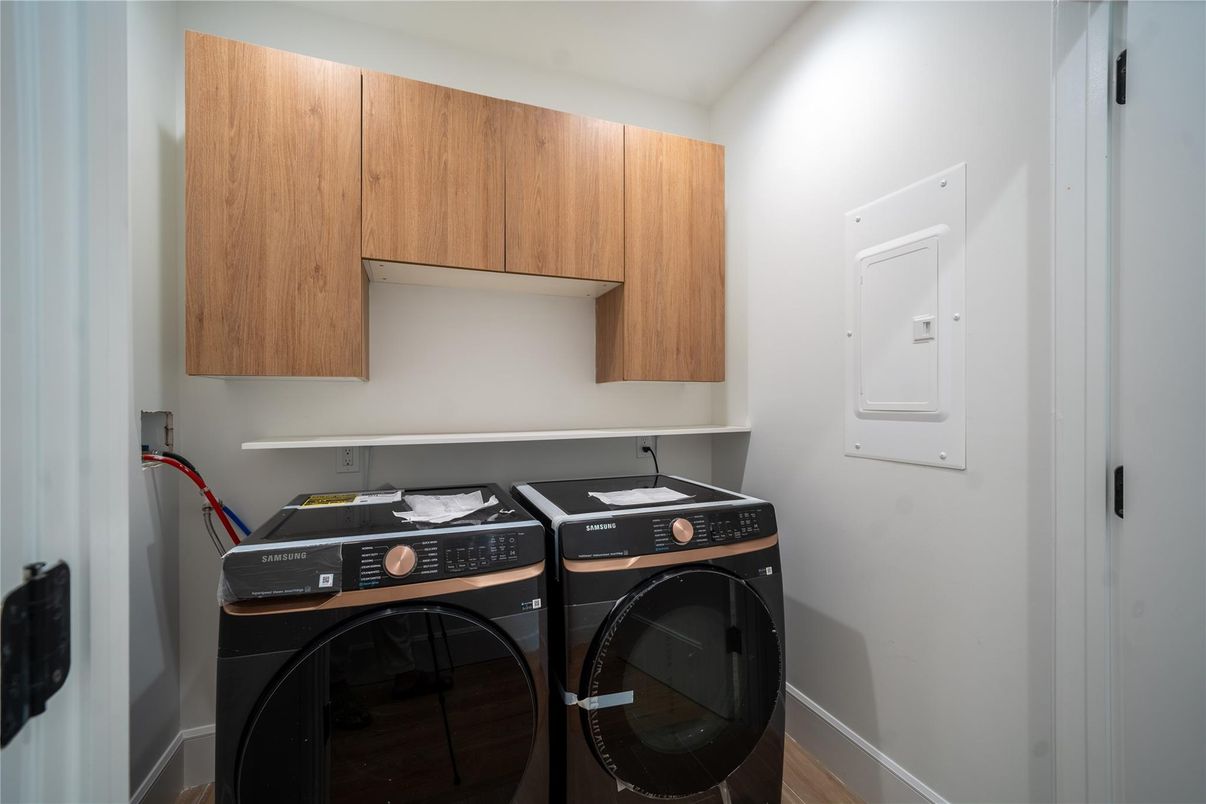 Interior, Washer