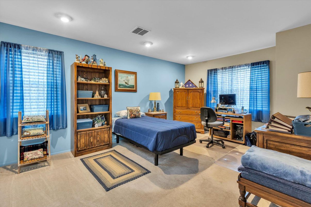 Bedroom, Home Office, Interior, Recessed Lighting