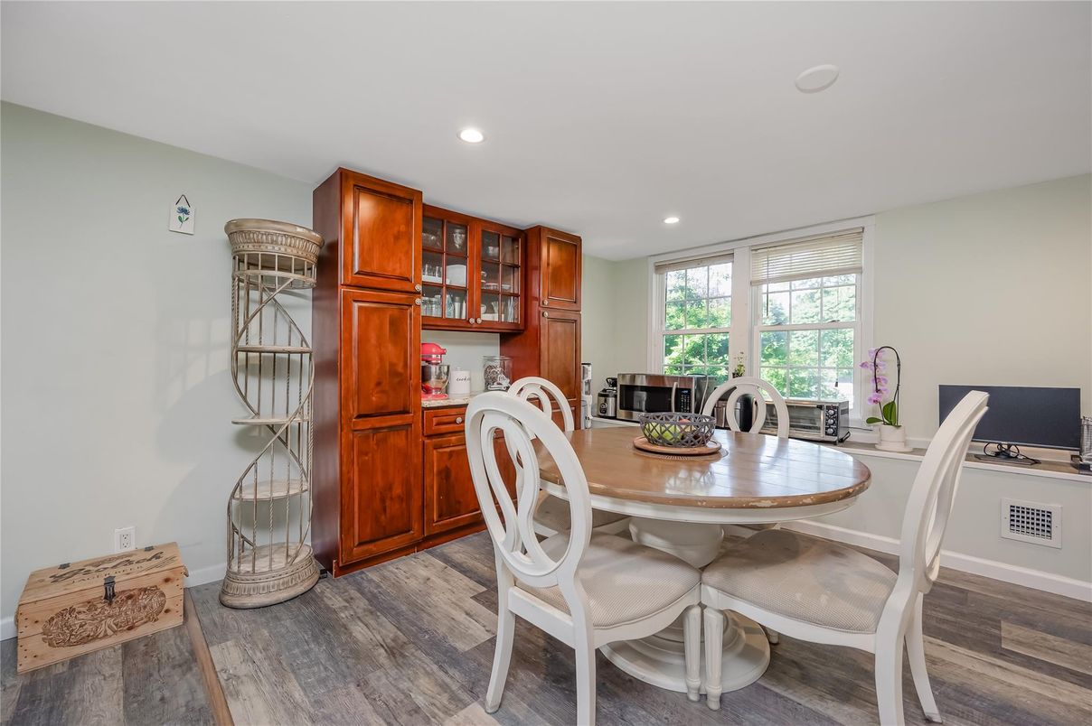 Dining room, Interior, Recessed Lighting, Wood Texture Flooring