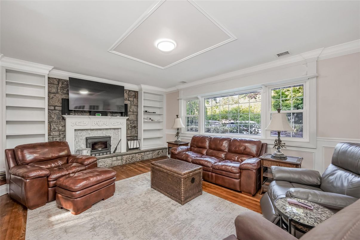 Fireplace, Interior, Living room, Stone Walls, Wood Texture Flooring