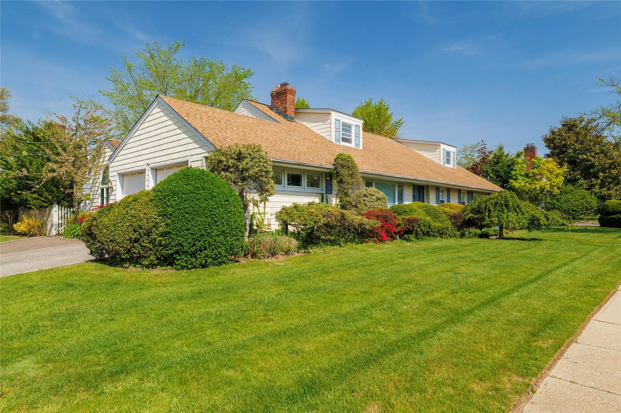 Attached, Backyard, Exterior, Facade, Cape Cod