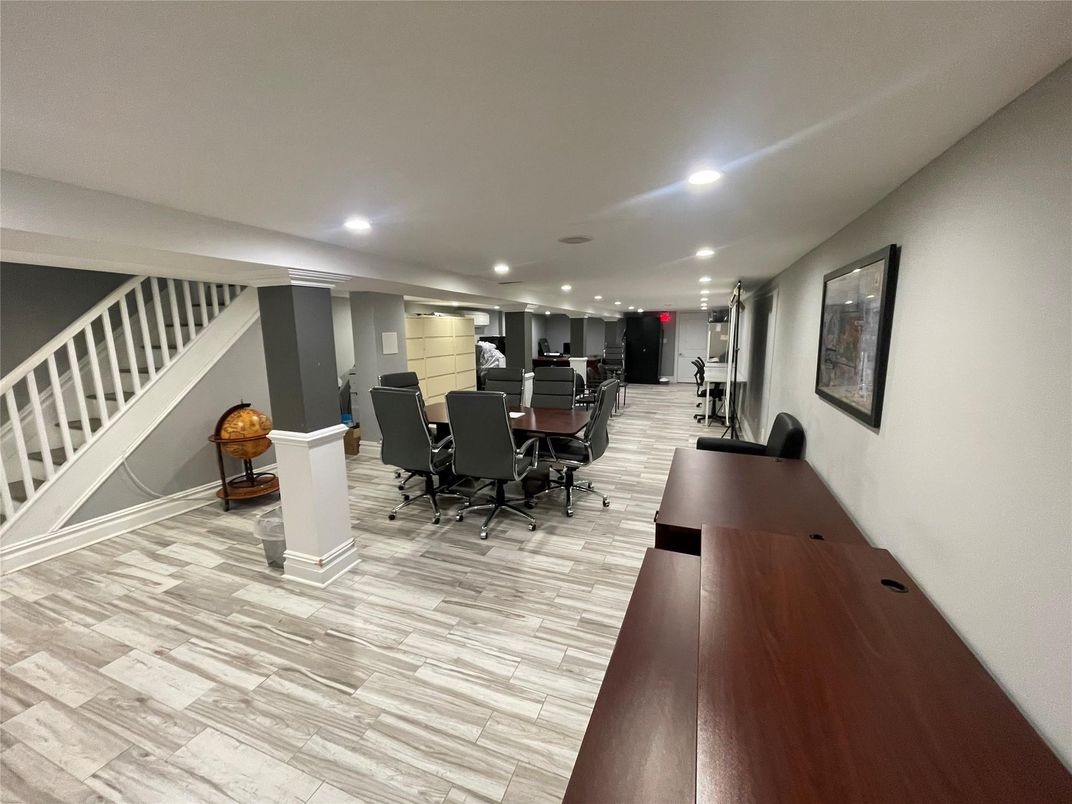 Dining room, Interior, Kitchen, Recessed Lighting, Wood Texture Flooring