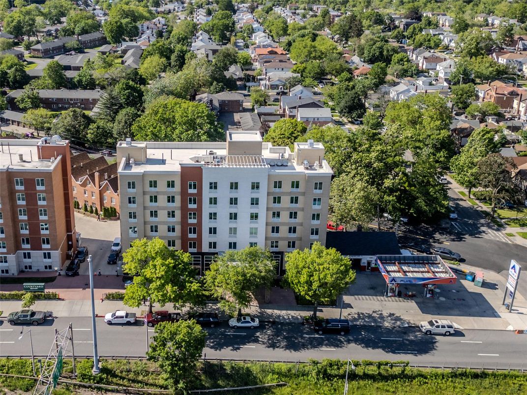 Exterior, Drone