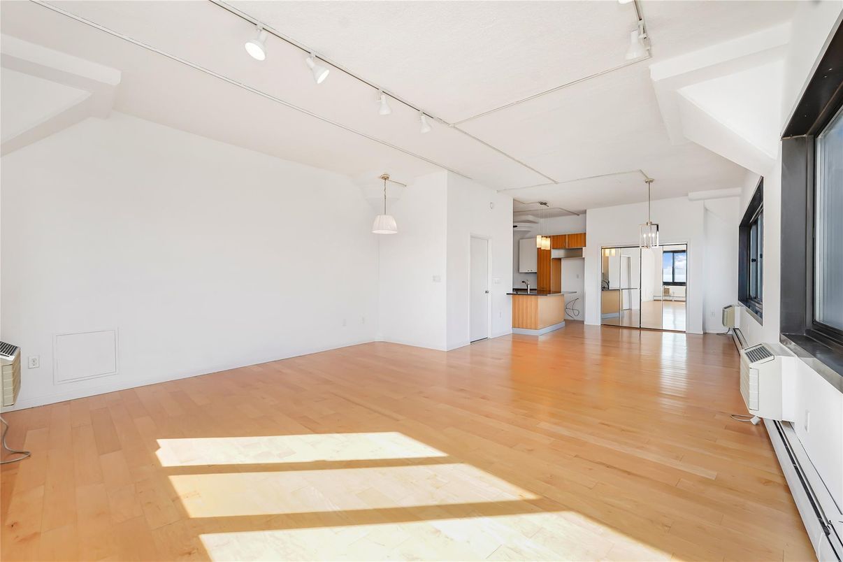 Empty room, Interior, Pendant Lights, Wood Texture Flooring