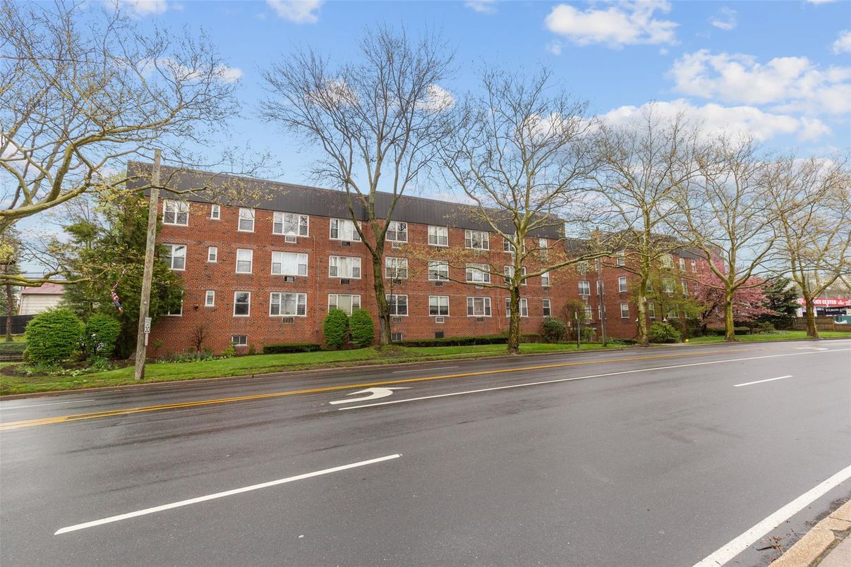 Exterior, Facade, Brick Facade, Condo Building