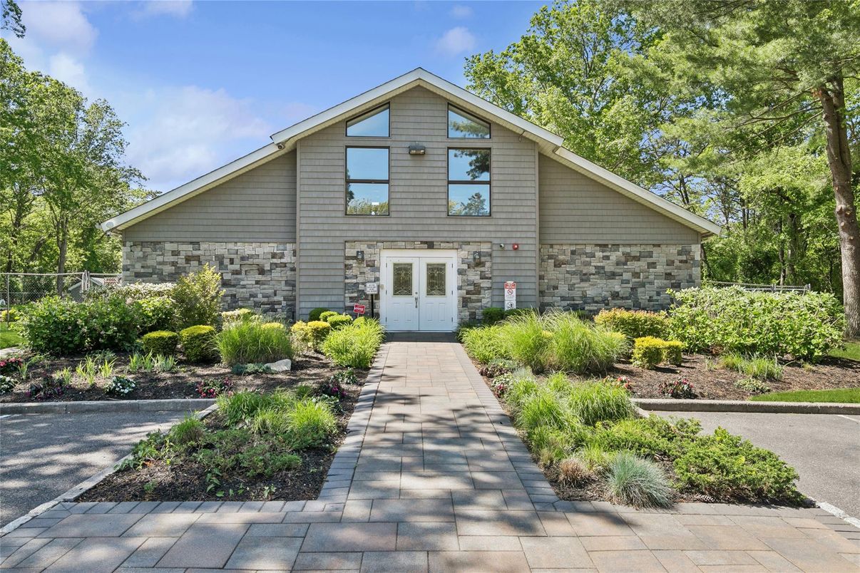 Exterior, Facade, American Craftsman