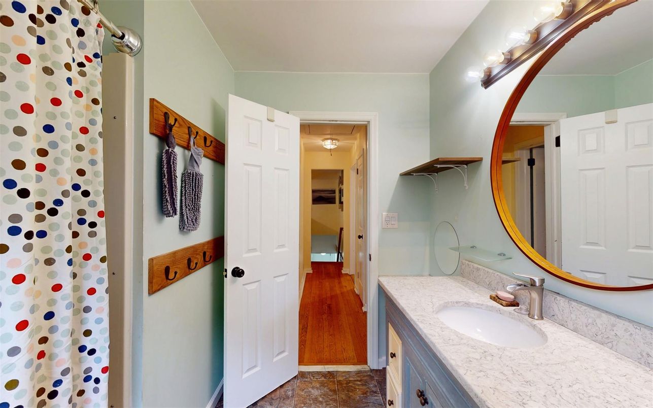 Bathroom, Dual Sink Vanities, Interior, Wood Texture Flooring