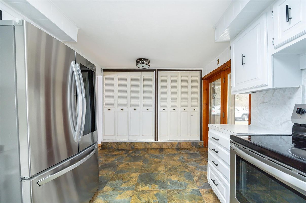 Interior, Kitchen, Stainless Steel Appliances