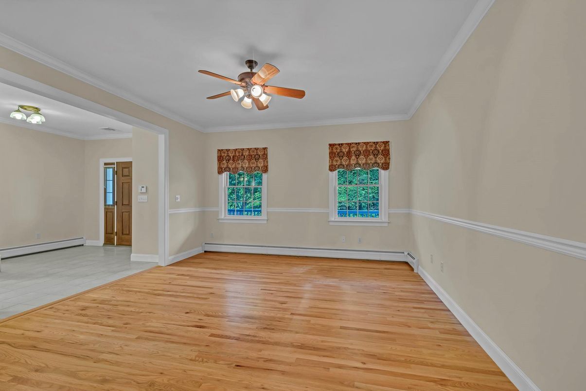 Empty room, Interior, Wood Texture Flooring