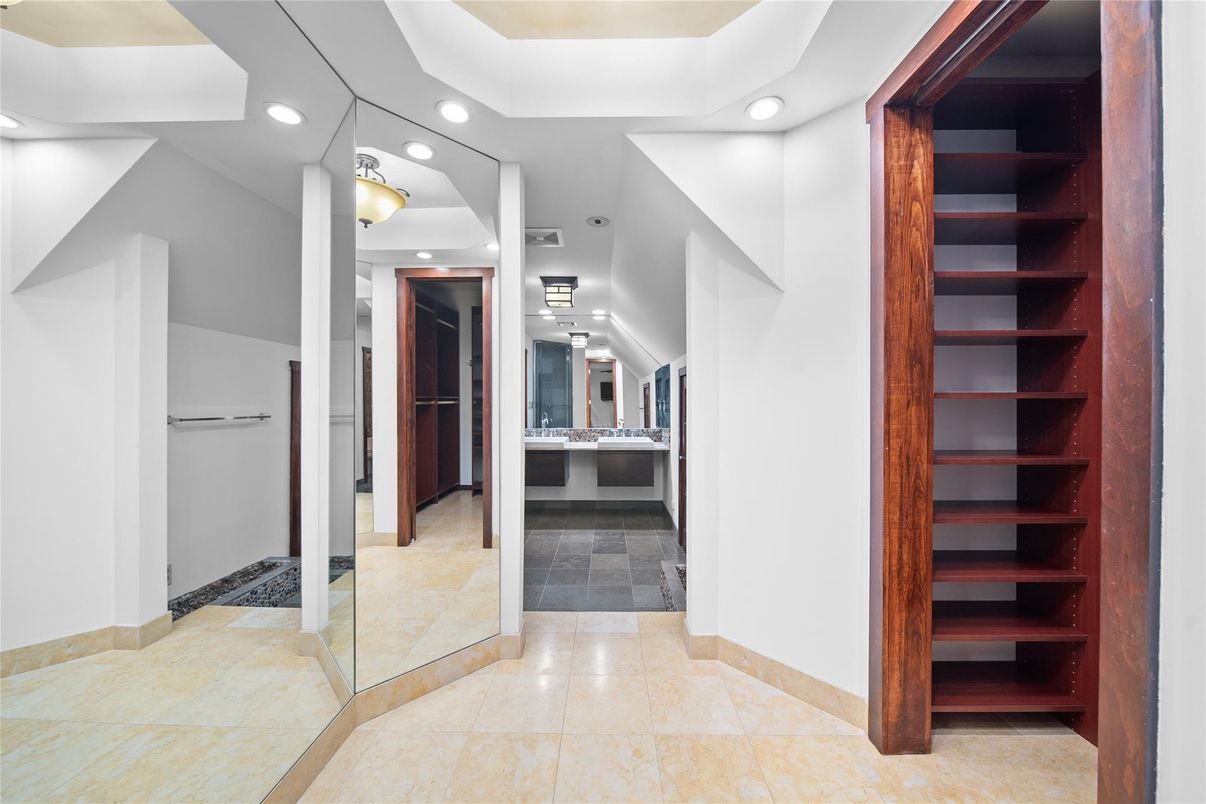 Interior, Recessed Lighting