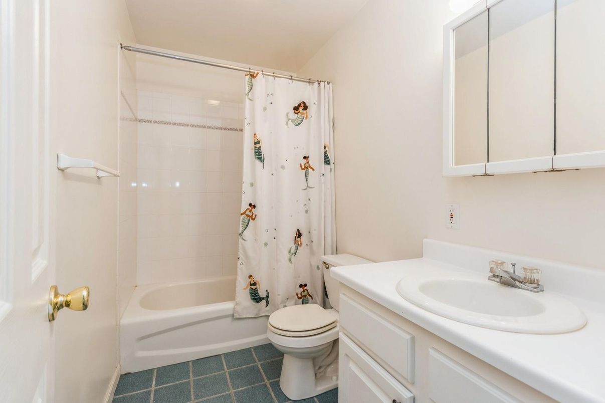 Bathroom, Interior