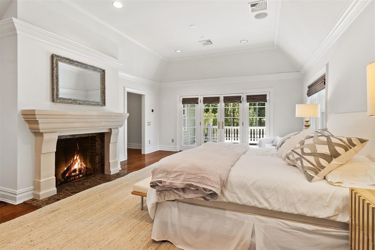 Bedroom, Fireplace, Interior, Recessed Lighting, Wood Texture Flooring