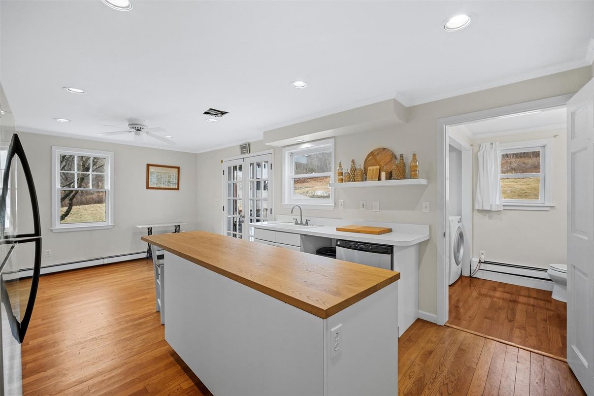 Interior, Kitchen, Recessed Lighting, Wood Texture Flooring