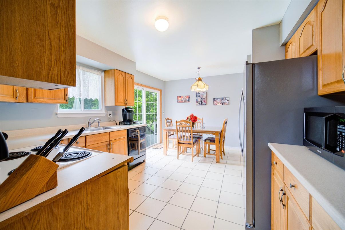 Dining room, Interior, Kitchen, Pendant Lights