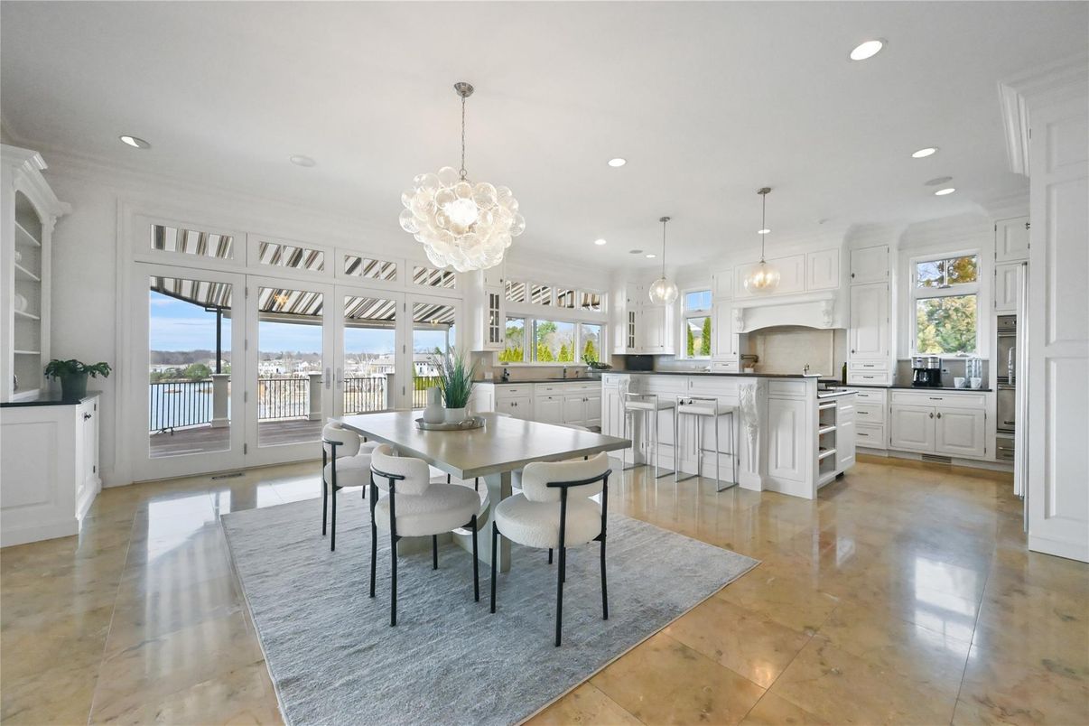 Chandelier, Dining room, Interior, Kitchen, Pendant Lights, Recessed Lighting, Water