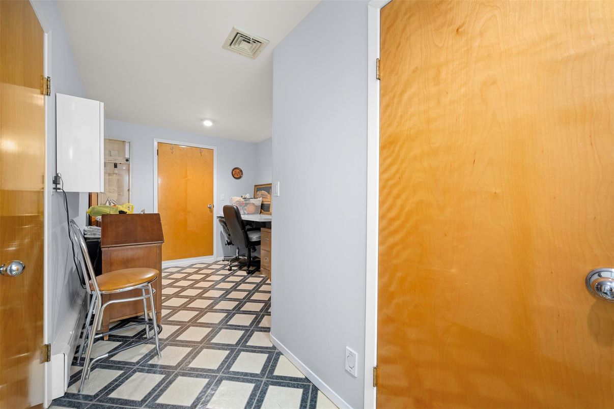 Home Office, Interior, Recessed Lighting