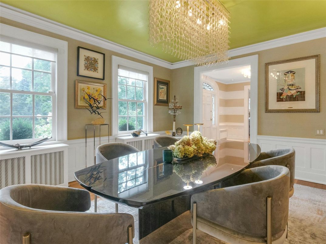 Chandelier, Dining room, Interior