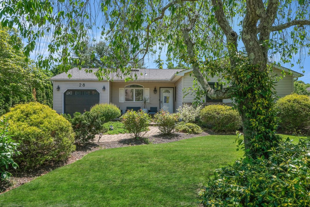 Attached, Backyard, Exterior, Facade, Ranch