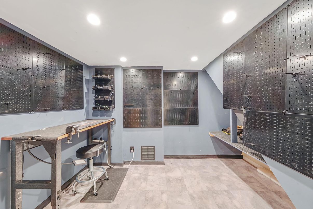 Interior, Marble, Recessed Lighting