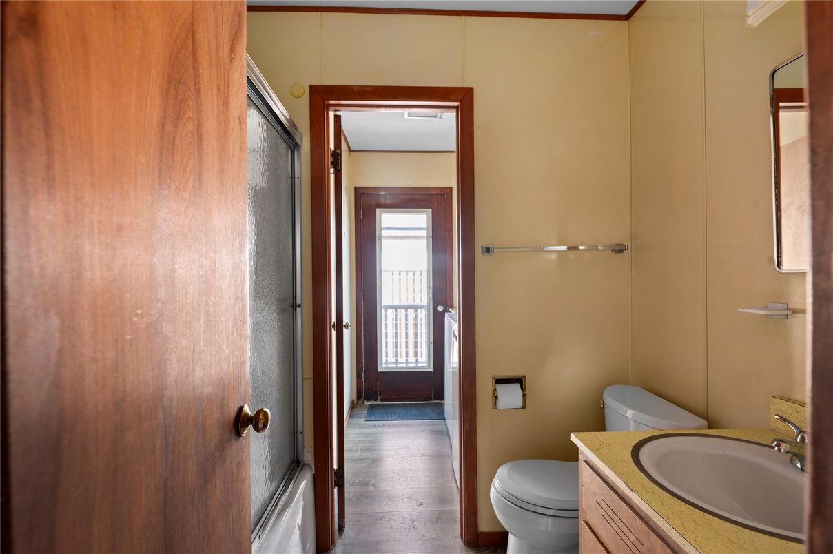 Bathroom, Interior, Wood Texture Flooring