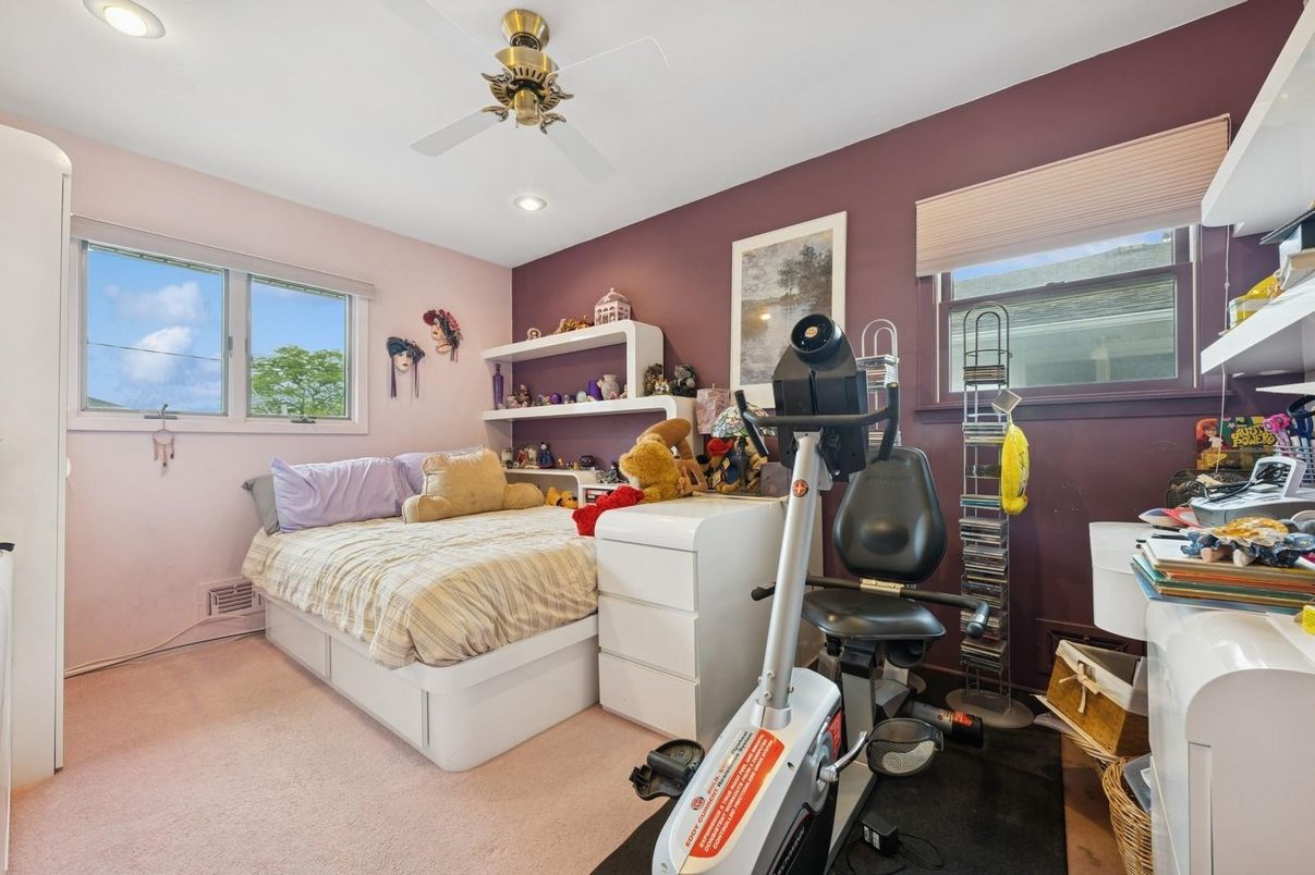 Bedroom, Fitness Equipment, Interior, Recessed Lighting