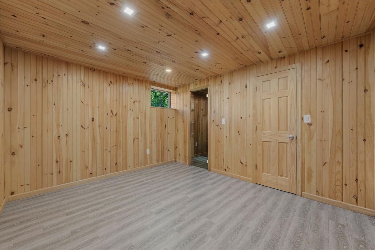 Empty room, Interior, Recessed Lighting, Wooden Ceilings, Wood Texture Flooring, Wooden Walls