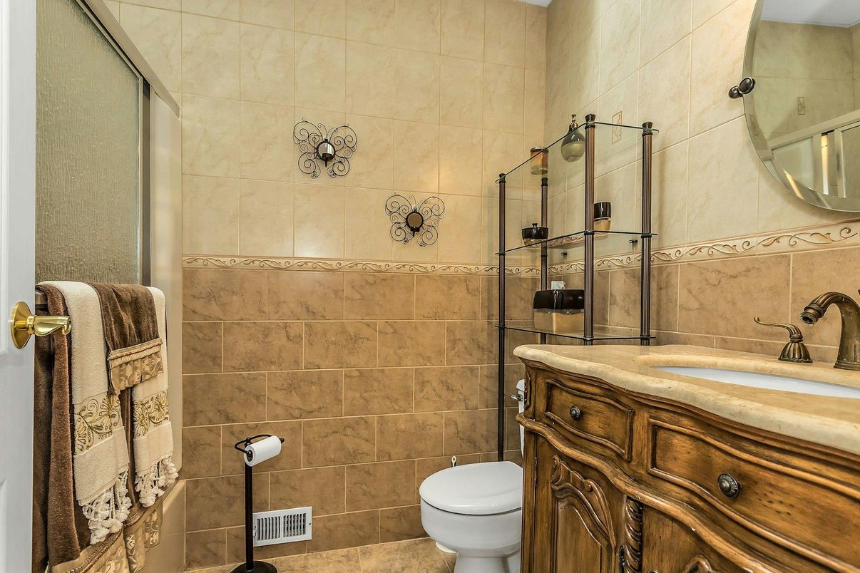 Bathroom, Interior