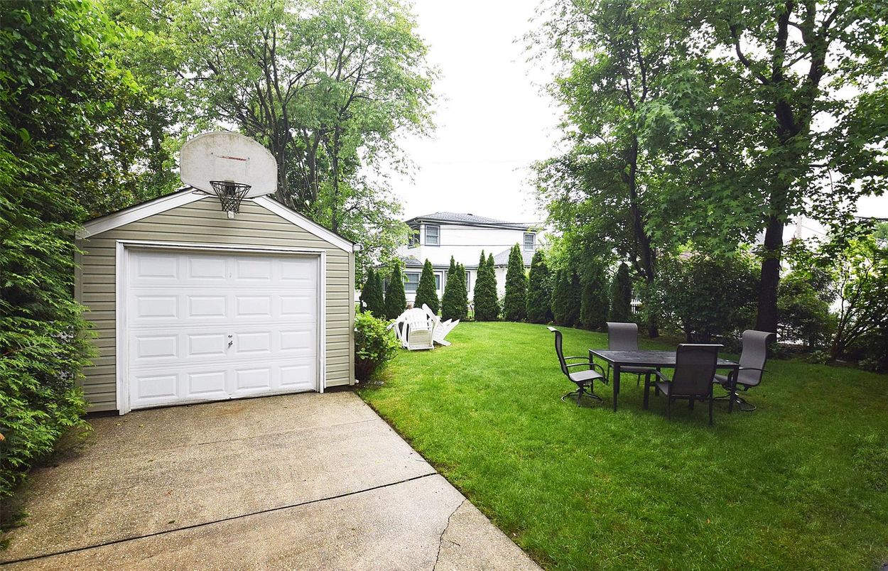 Backyard, Detached Garage, Exterior