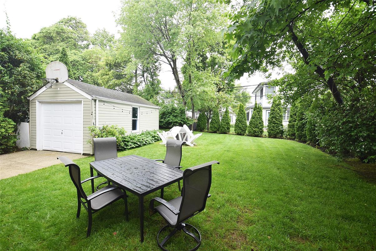 Backyard, Detached Garage, Exterior