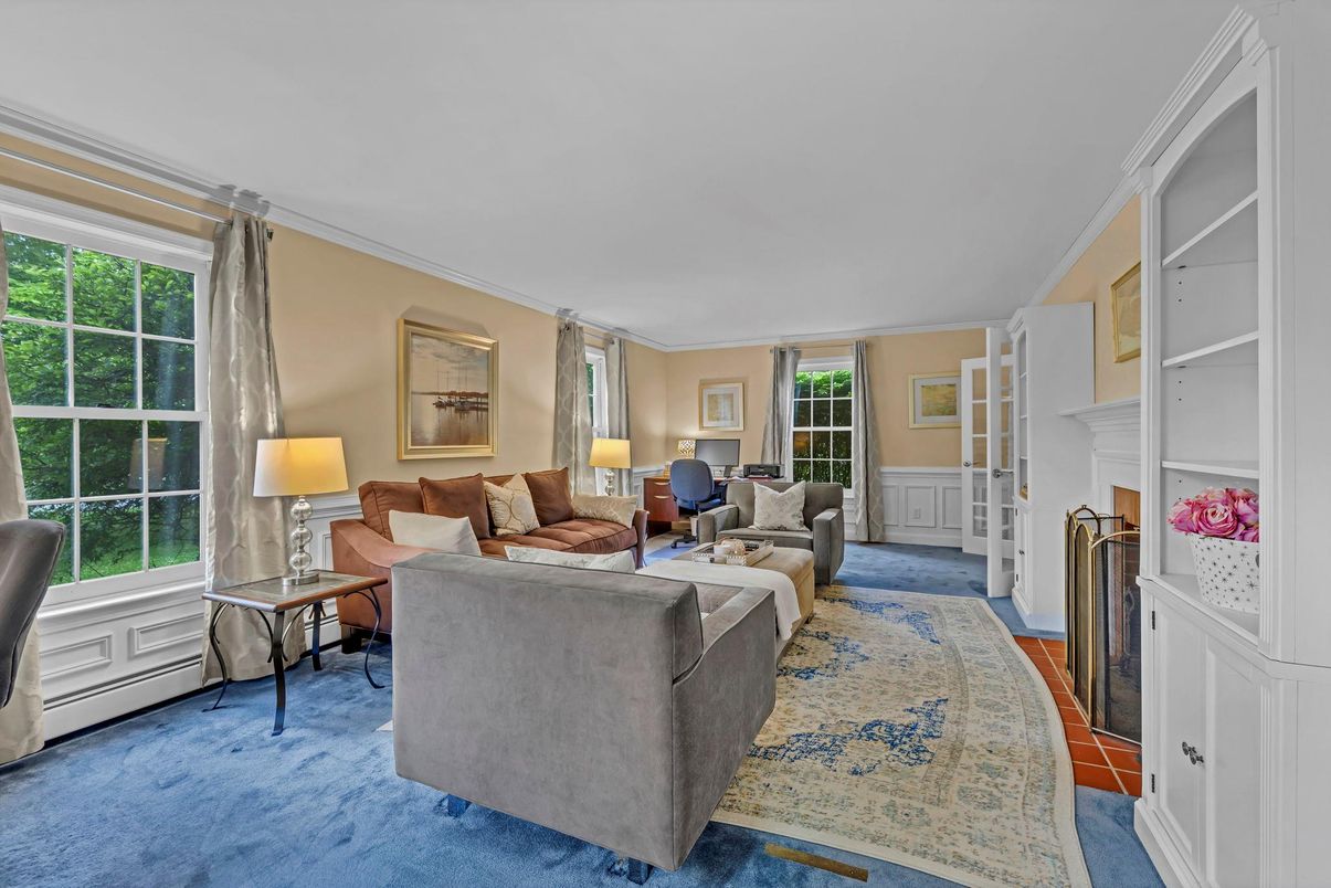 Fireplace, Interior, Living room