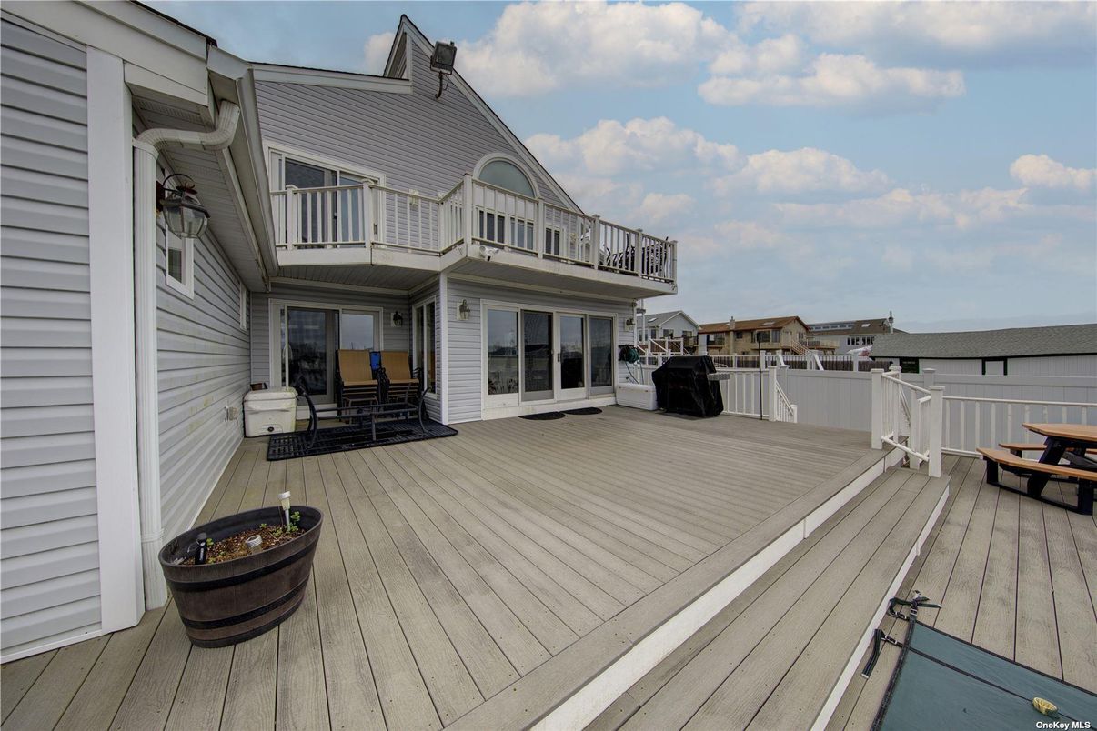 Exterior, Water