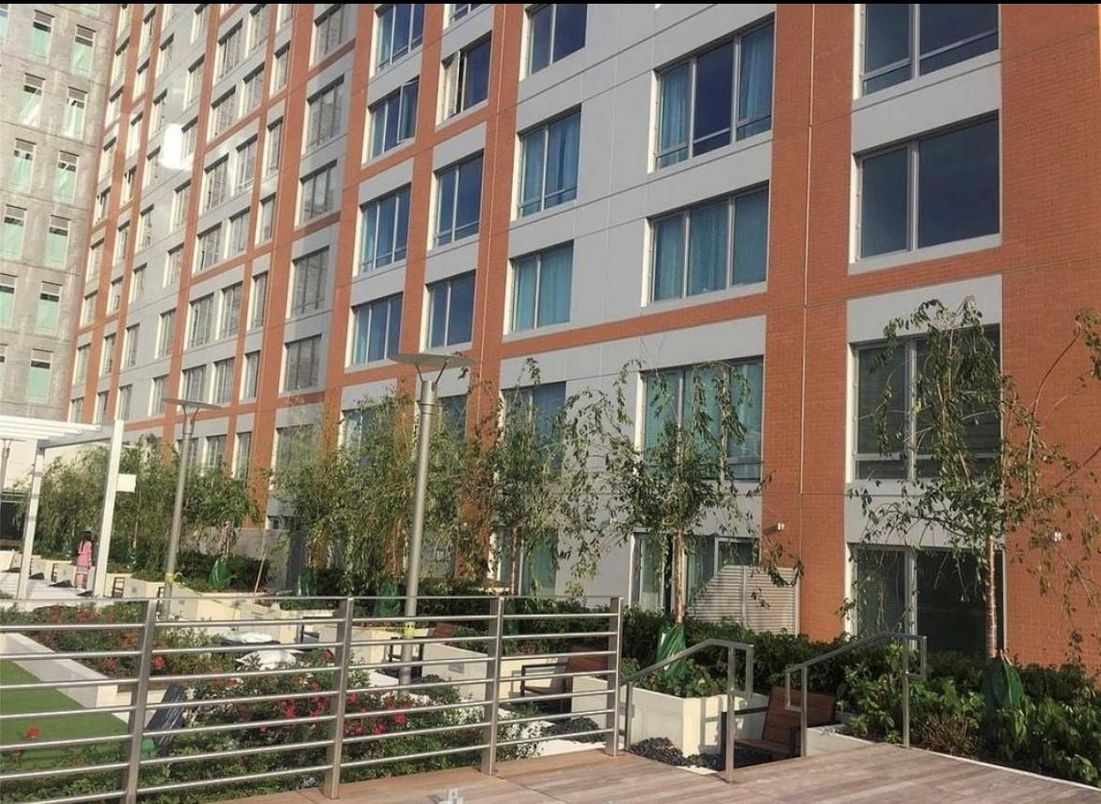 Exterior, Facade, Condo Building