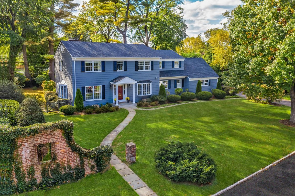 Backyard, Exterior, Facade, Georgian