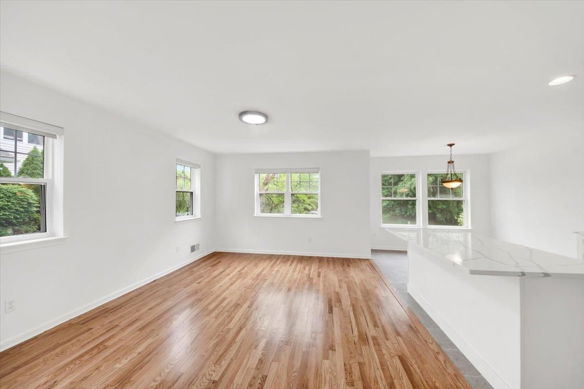 Empty room, Interior, Pendant Lights, Recessed Lighting, Wood Texture Flooring