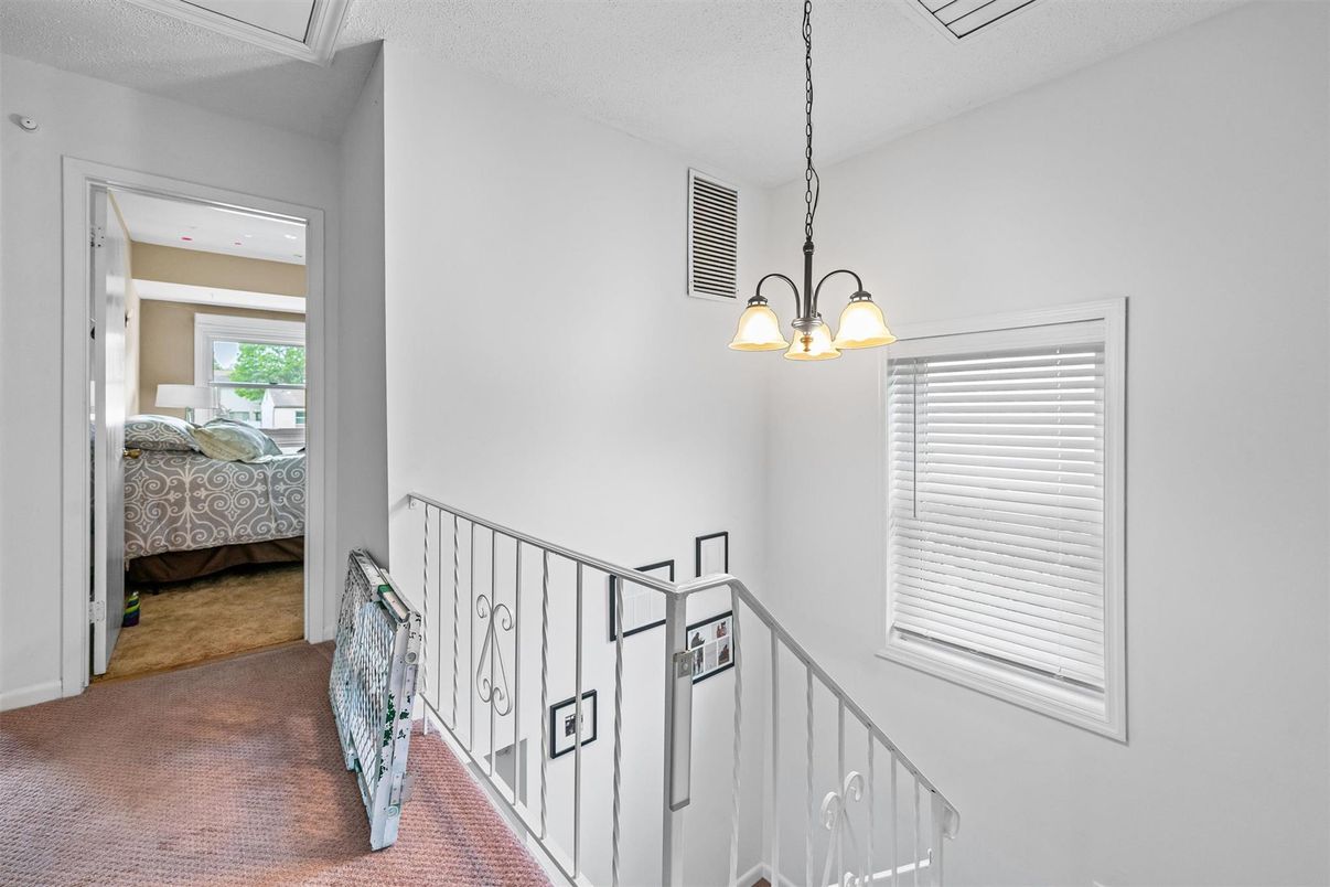 Bedroom, Chandelier, Interior, Pendant Lights
