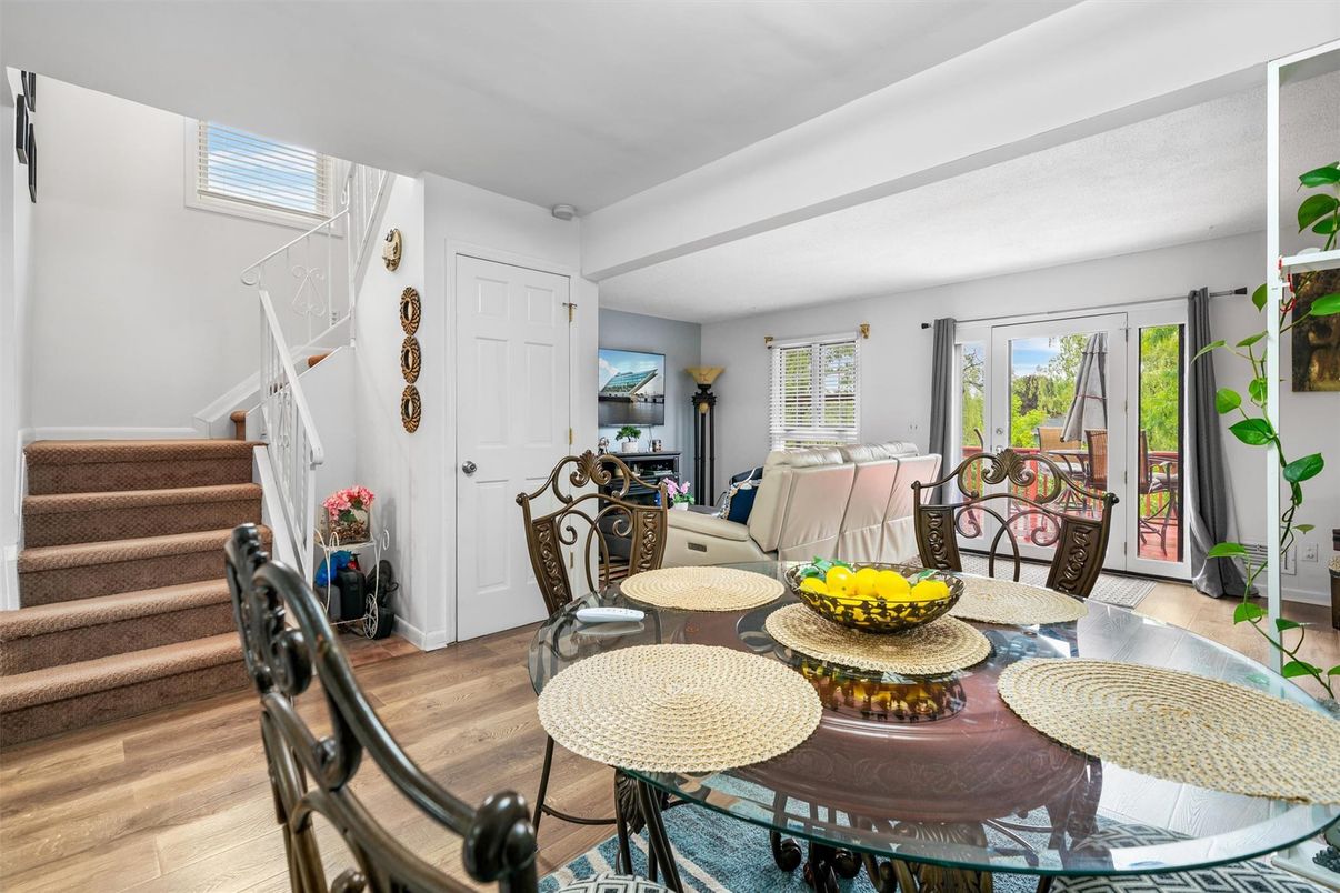 Dining room, Interior, Wood Texture Flooring