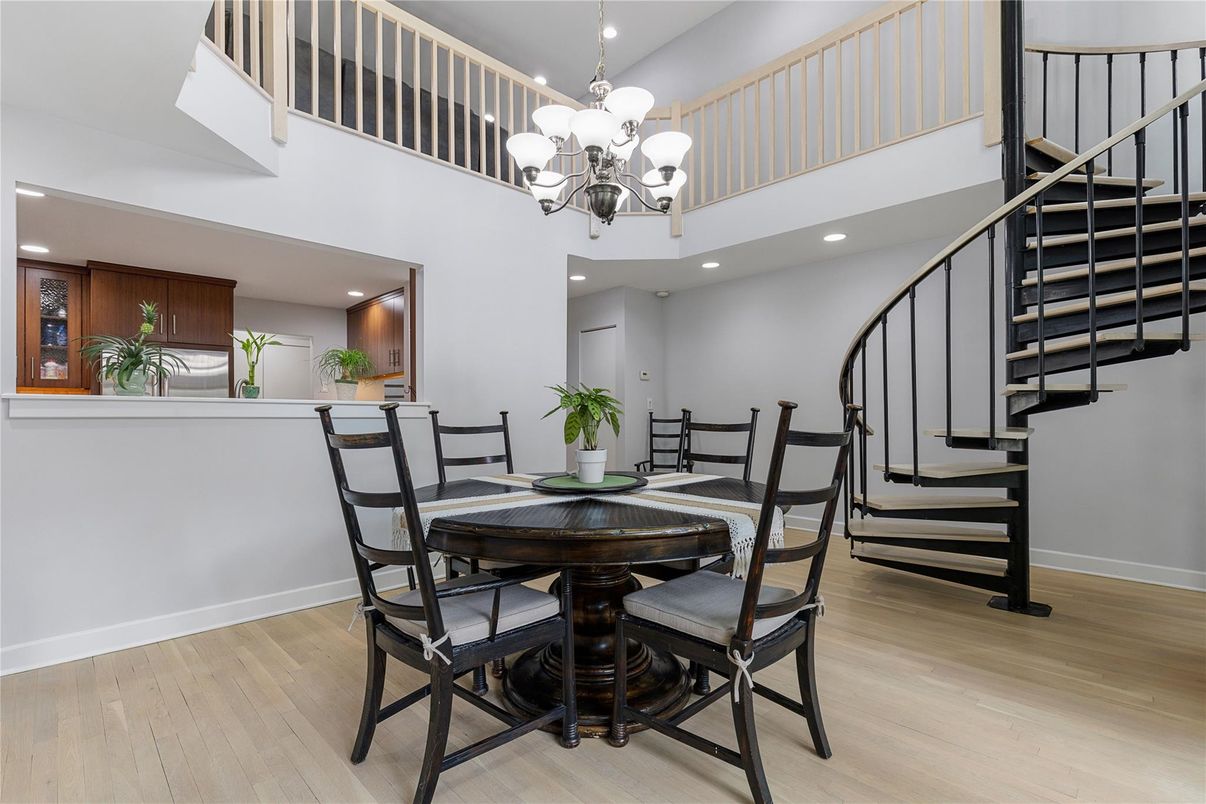 Chandelier, Dining room, Interior, Recessed Lighting, Wood Texture Flooring