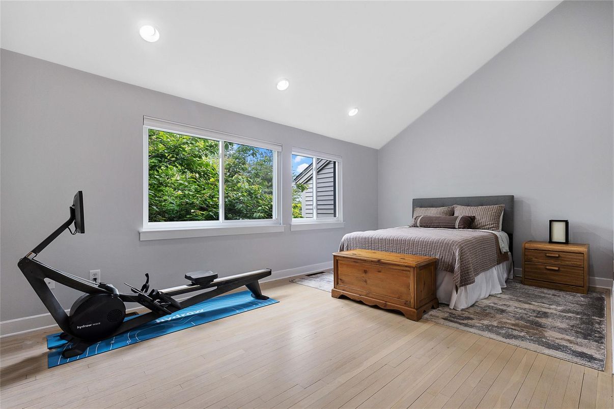 Bedroom, Fitness Equipment, Interior, Recessed Lighting, Wood Texture Flooring