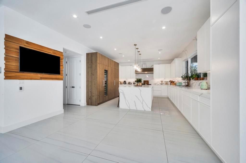 Interior, Kitchen, Pendant Lights, Recessed Lighting