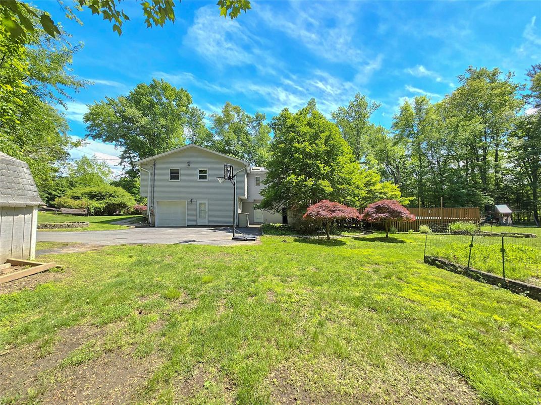 Backyard, Detached Garage, Exterior