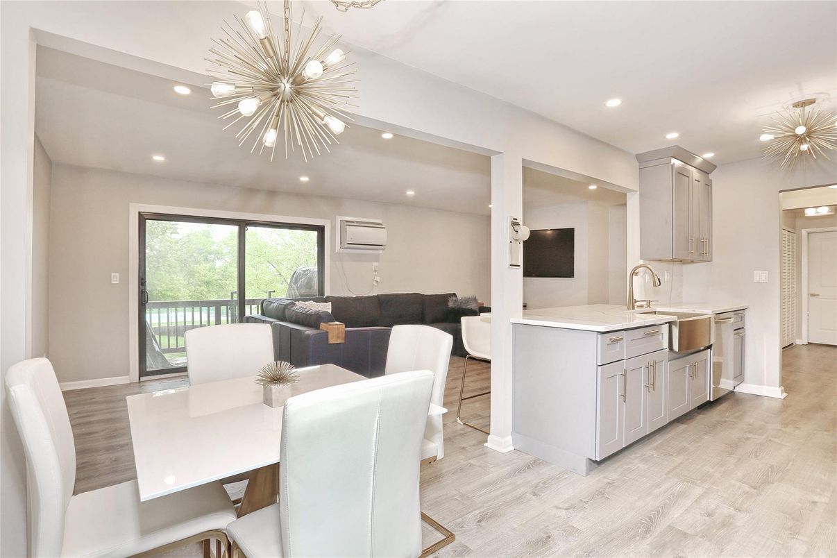Dining room, Interior, Kitchen, Living room, Pendant Lights, Recessed Lighting, Wood Texture Flooring
