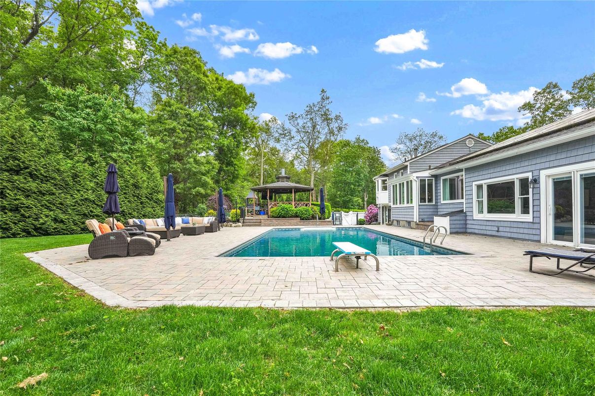 Backyard, Exterior, Pool