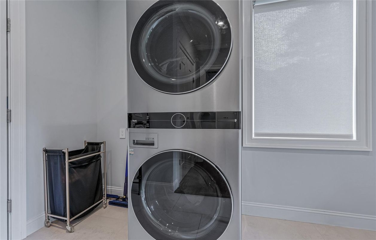 Interior, Utility Closets, Washer