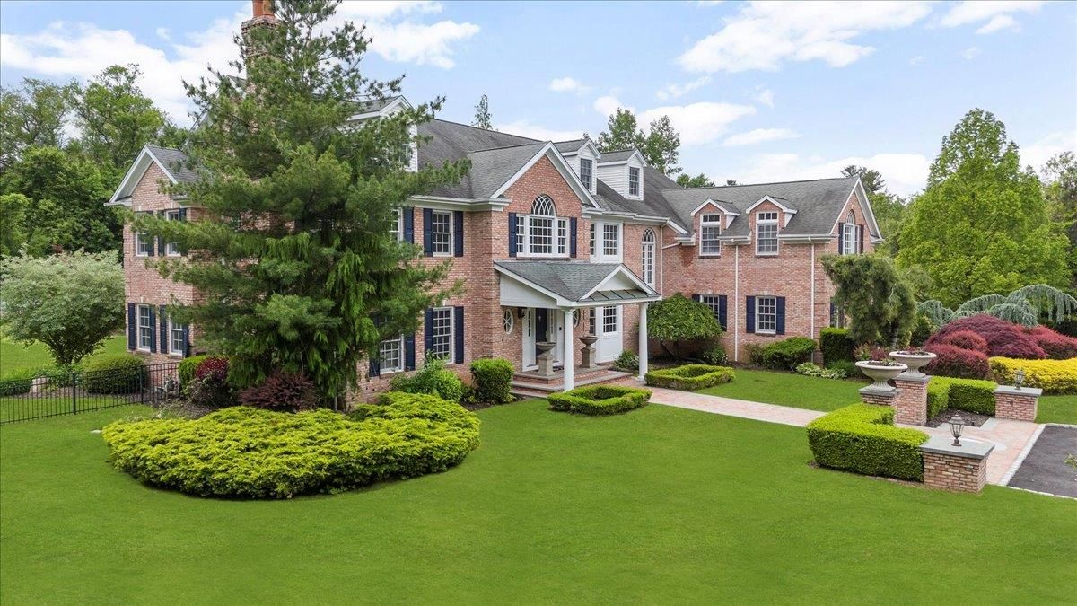 Exterior, Facade, Brick Facade, French Provincial