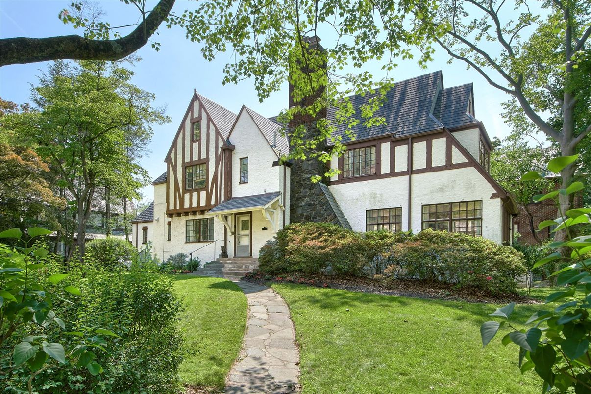Backyard, Exterior, Facade, Tudor Revival
