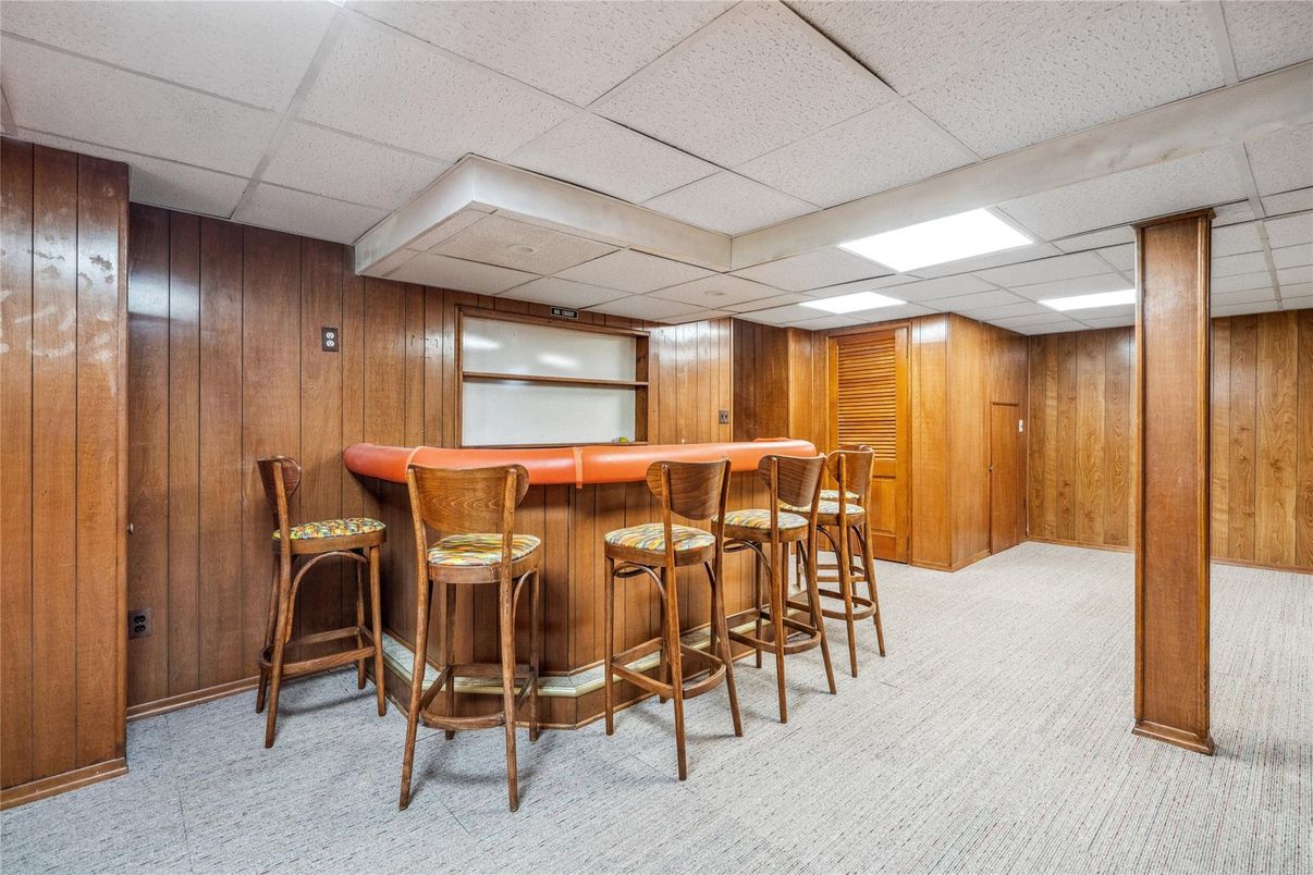 Interior, Recessed Lighting, Wooden Walls