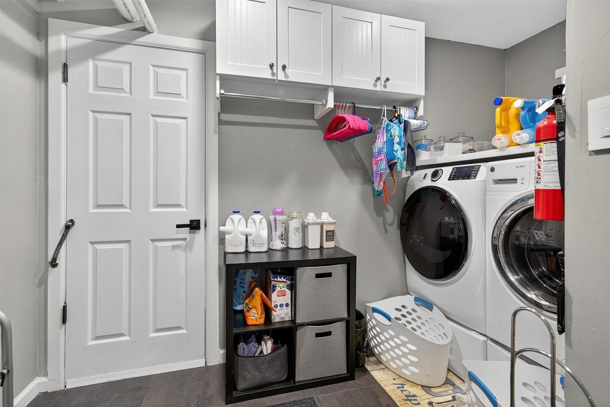 Interior, Washer