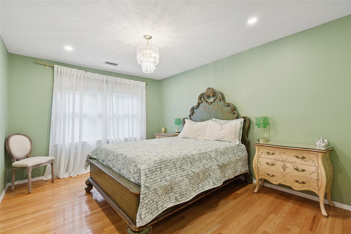 Bedroom, Chandelier, Interior, Recessed Lighting, Wood Texture Flooring